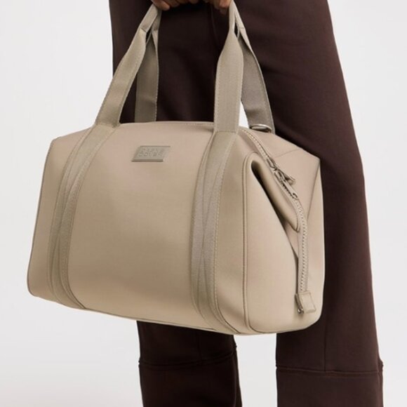 Dagne Dover 365 Large Landon Neoprene Carryall Duffle Bag - Picture 2 of 6